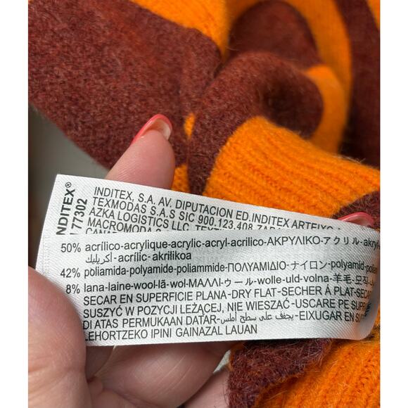 NEW with tags Zara Sweater Orange Red Swirls High Crew Neck Crop Women's Size M - Picture 6 of 6